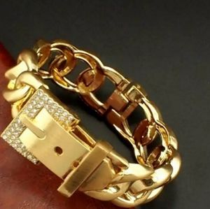 Belt buckle bracelet